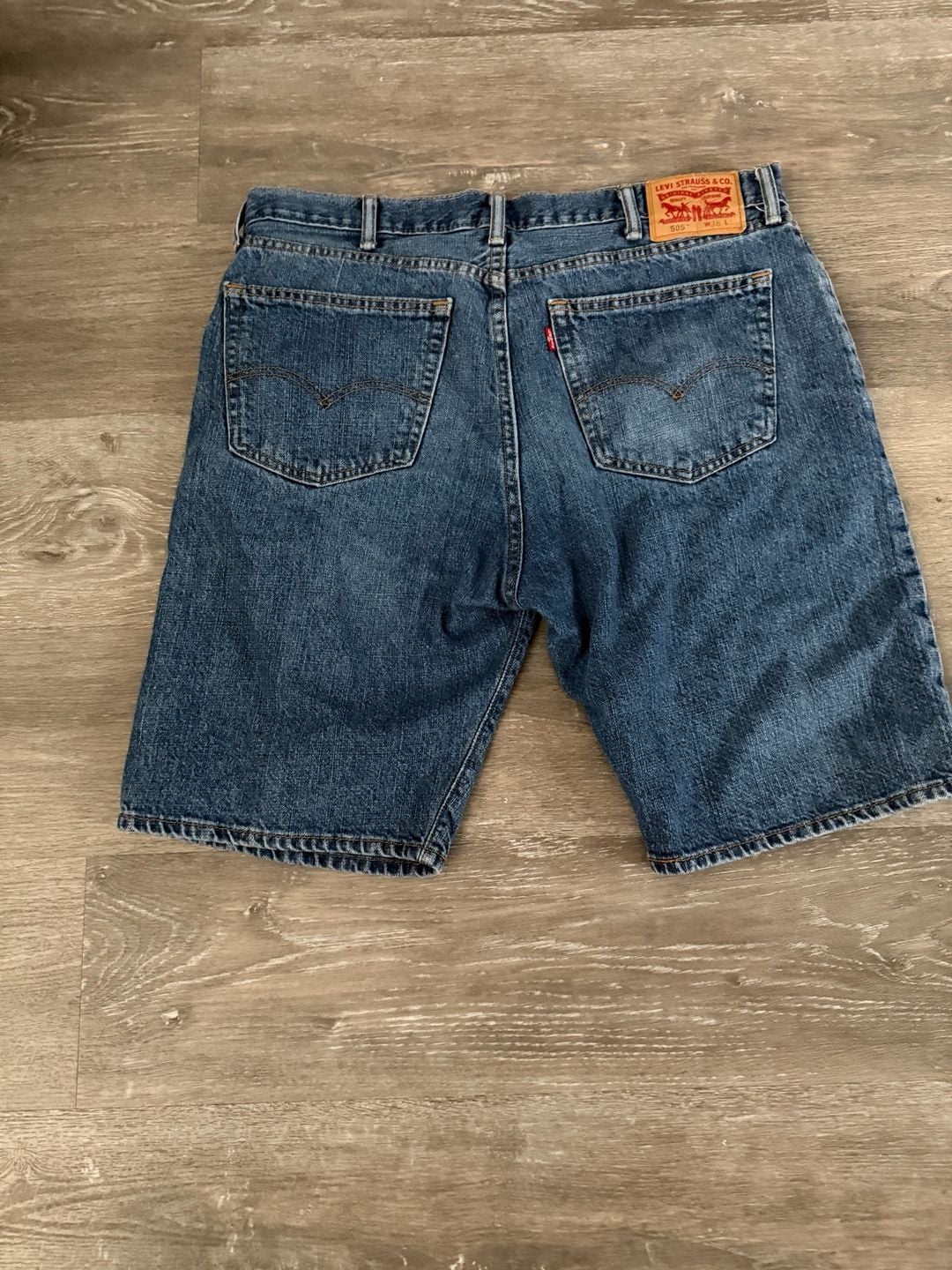 Levi's 505 Denim Shorts Size 38 Blue Regular Fit Cotton Jorts 6