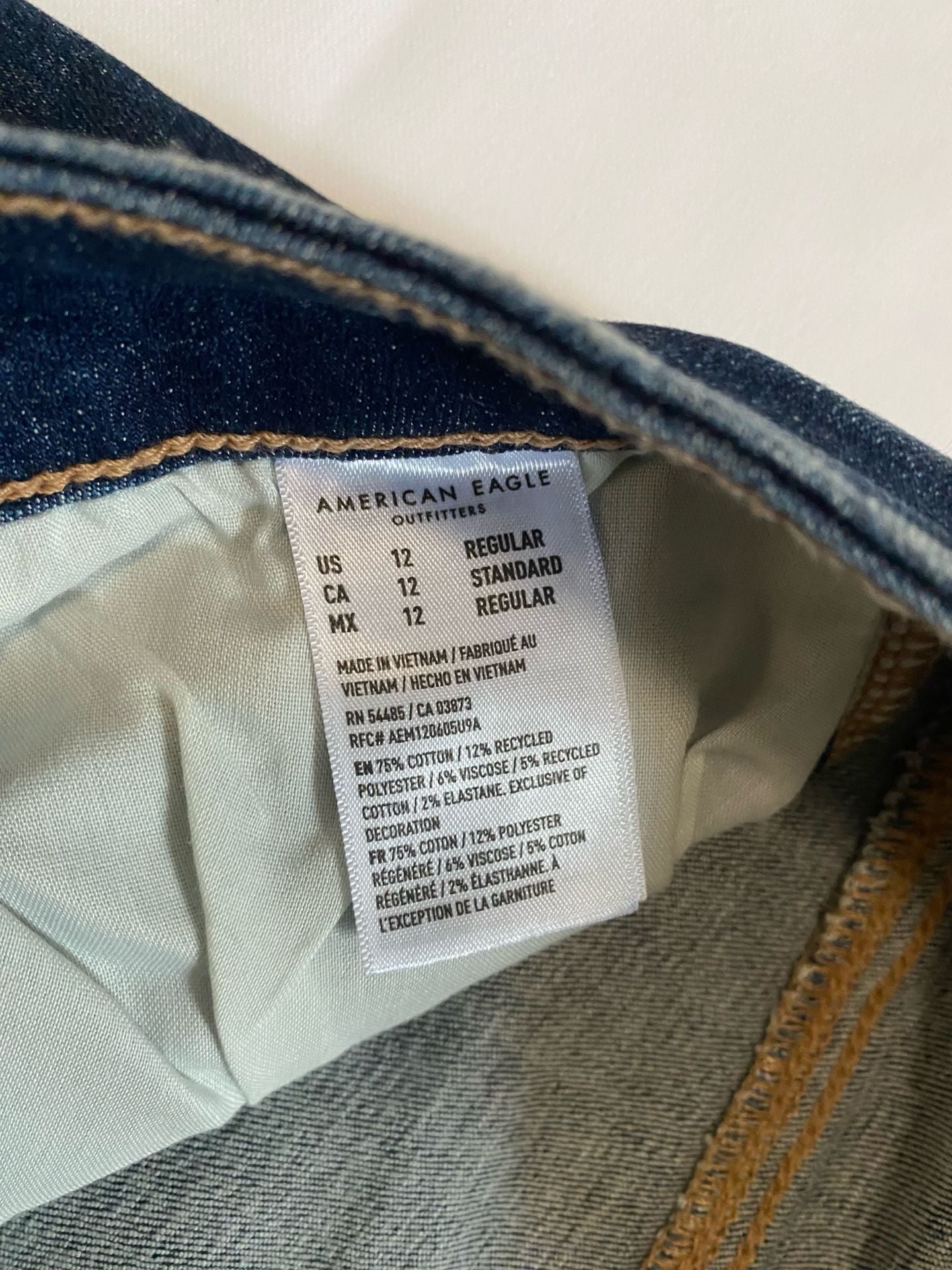 American Eagle Next Level Stretch Jeans Size 12 Distressed Skinny 7