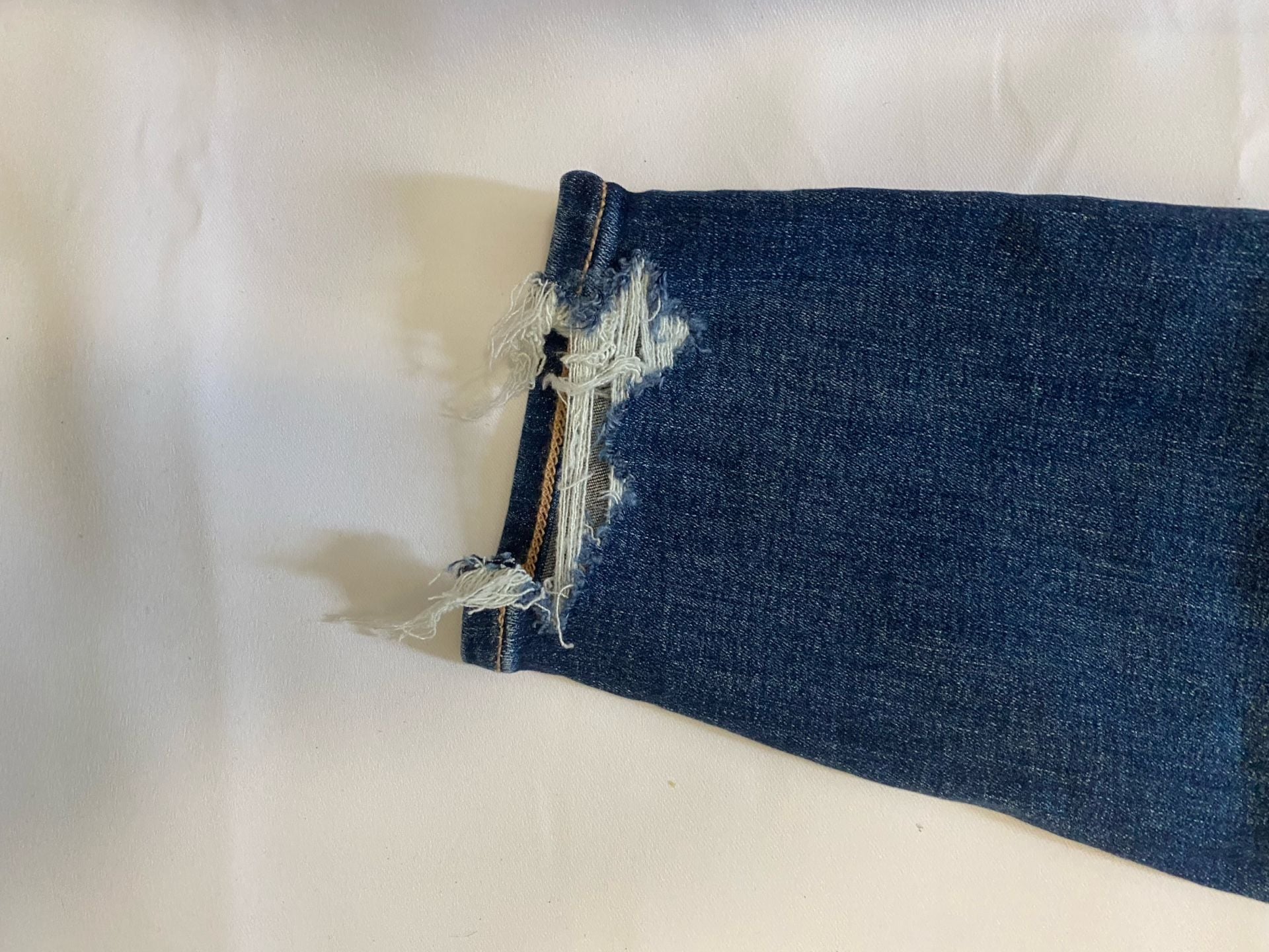 American Eagle Next Level Stretch Jeans Size 12 Distressed Skinny 9