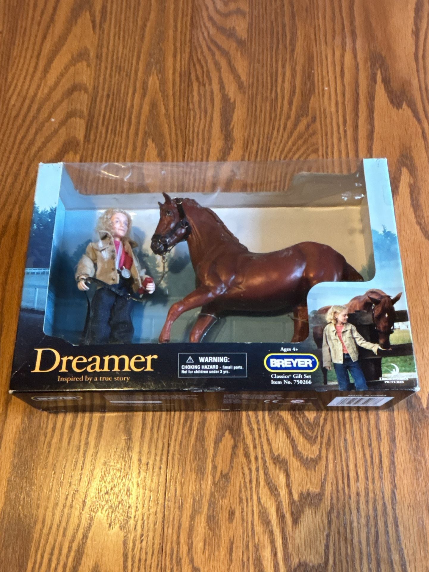 Breyer Dreamer Classic Gift Set Item No 750266 1