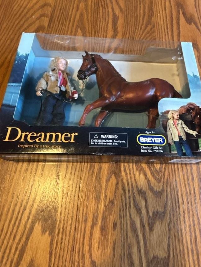 Breyer Dreamer Classic Gift Set Item No 750266 2