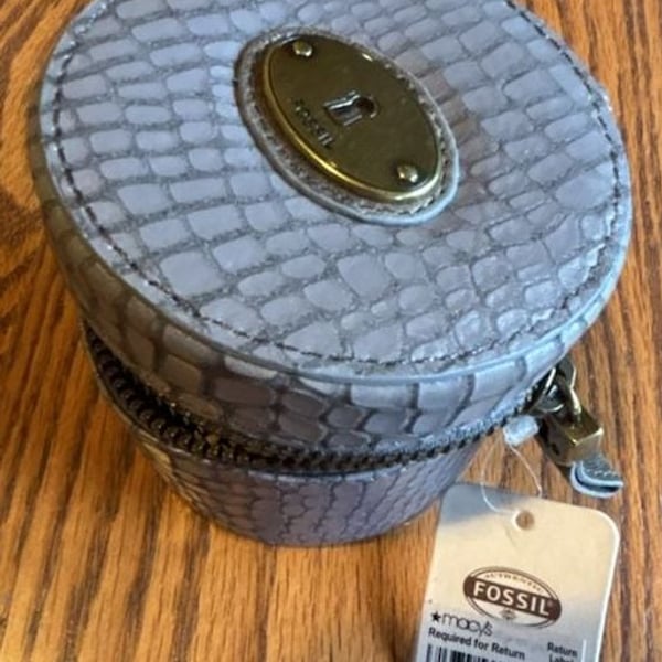 Fossil Round Jewelry Box Gray Croc Embossed Leather