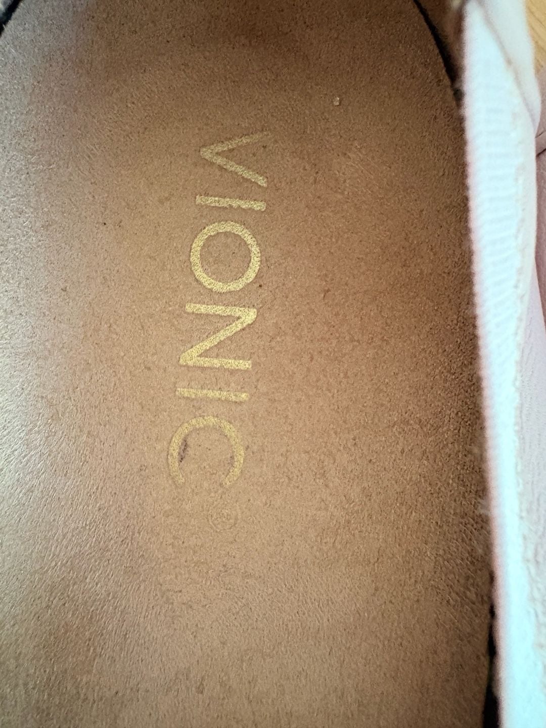 Vionic Caroll Ballet Flat Pink Leather Slip On Casual Flats Ladies Size 8  7