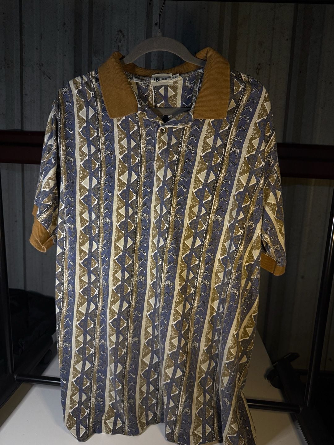J.T. Beckett Polo Shirt Size XLXT Abstract Stripe Vintage 2