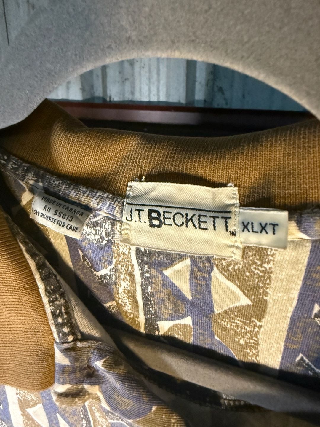 J.T. Beckett Polo Shirt Size XLXT Abstract Stripe Vintage 3
