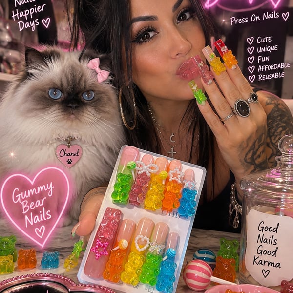  Gummy Bear Press On Nails Sz.M/Medium w/Colorful 3D Charms 4.0/lonnng