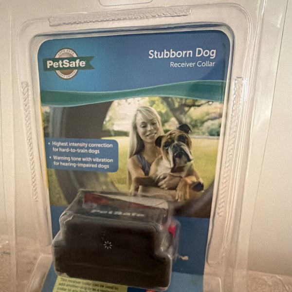 PetSafe Stubborn Dog Receiver Collar PRF-275-19 *New Open Box*