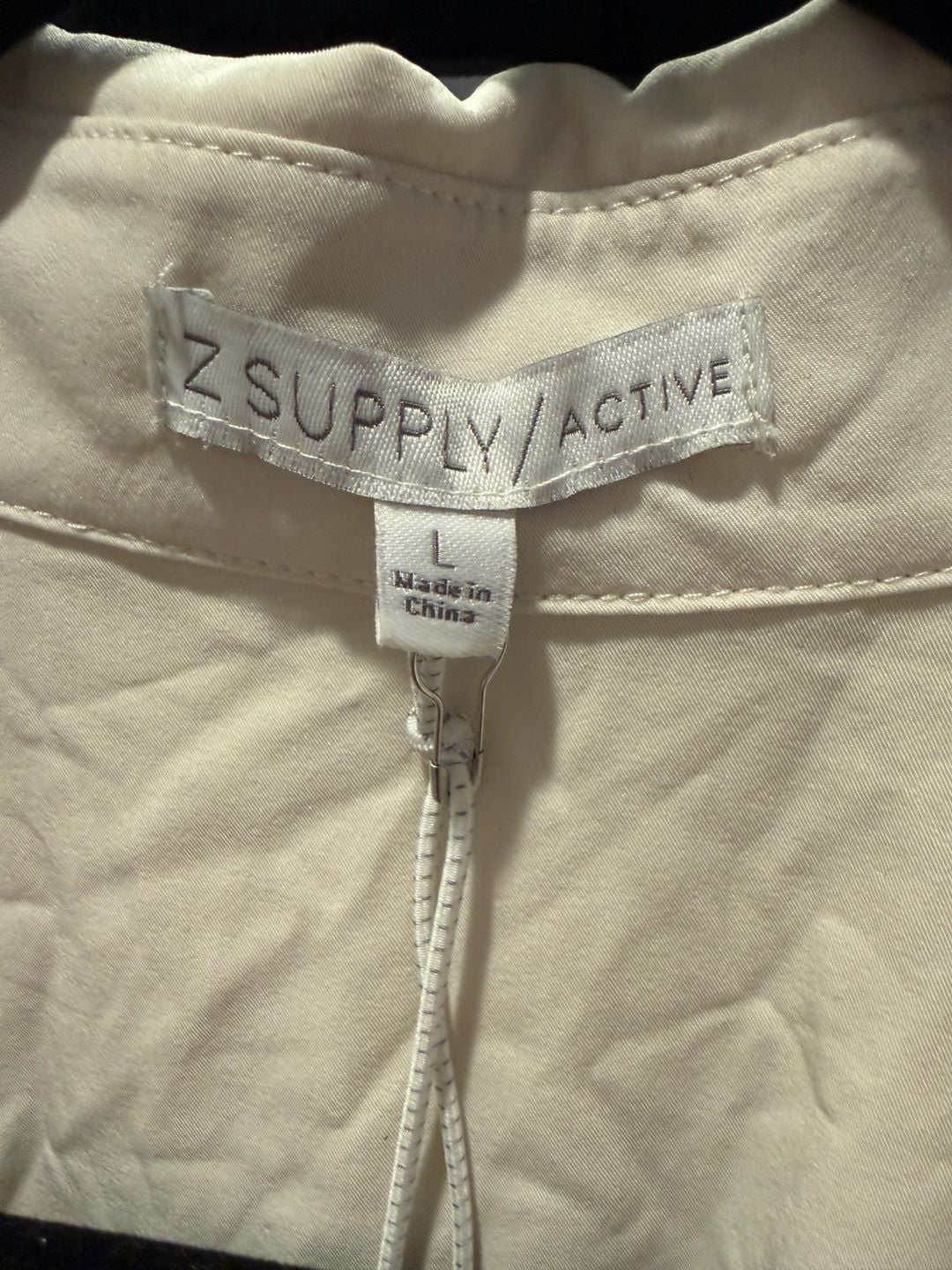 Z Supply Active Game Match Nylon Shirt Size L Cream 4