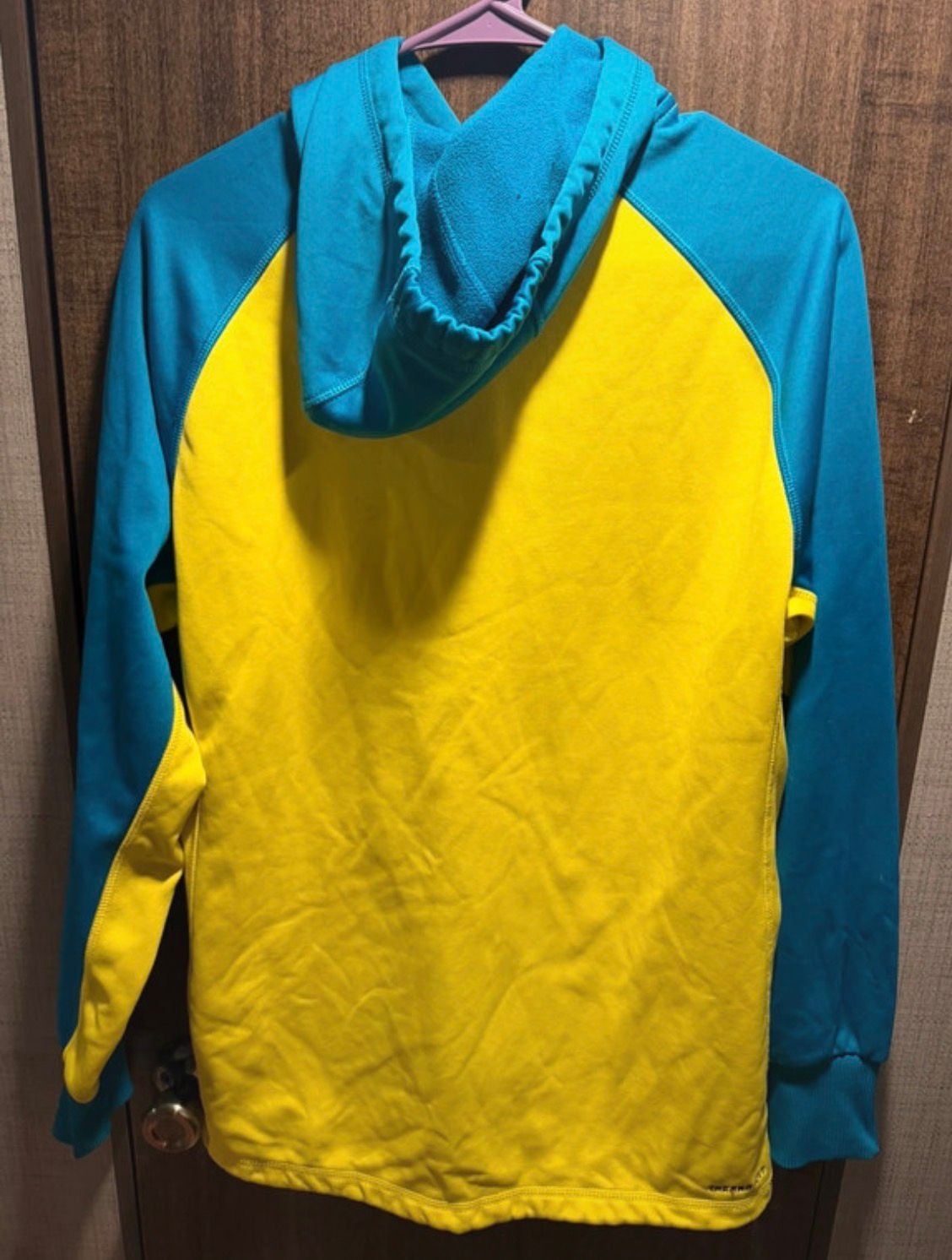 Nike Therma-Fit Hoodie Size L Yellow Blue Pink Athletic Pullover 3