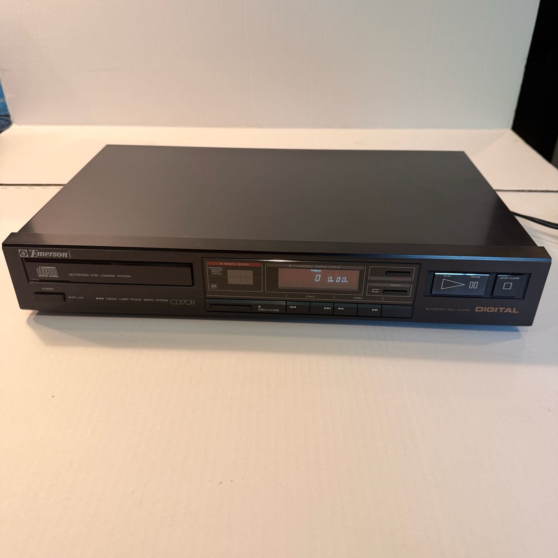 Emerson CD170R Vintage Compact Disc Player (CD Player) Tested/Works (No Remote) 1