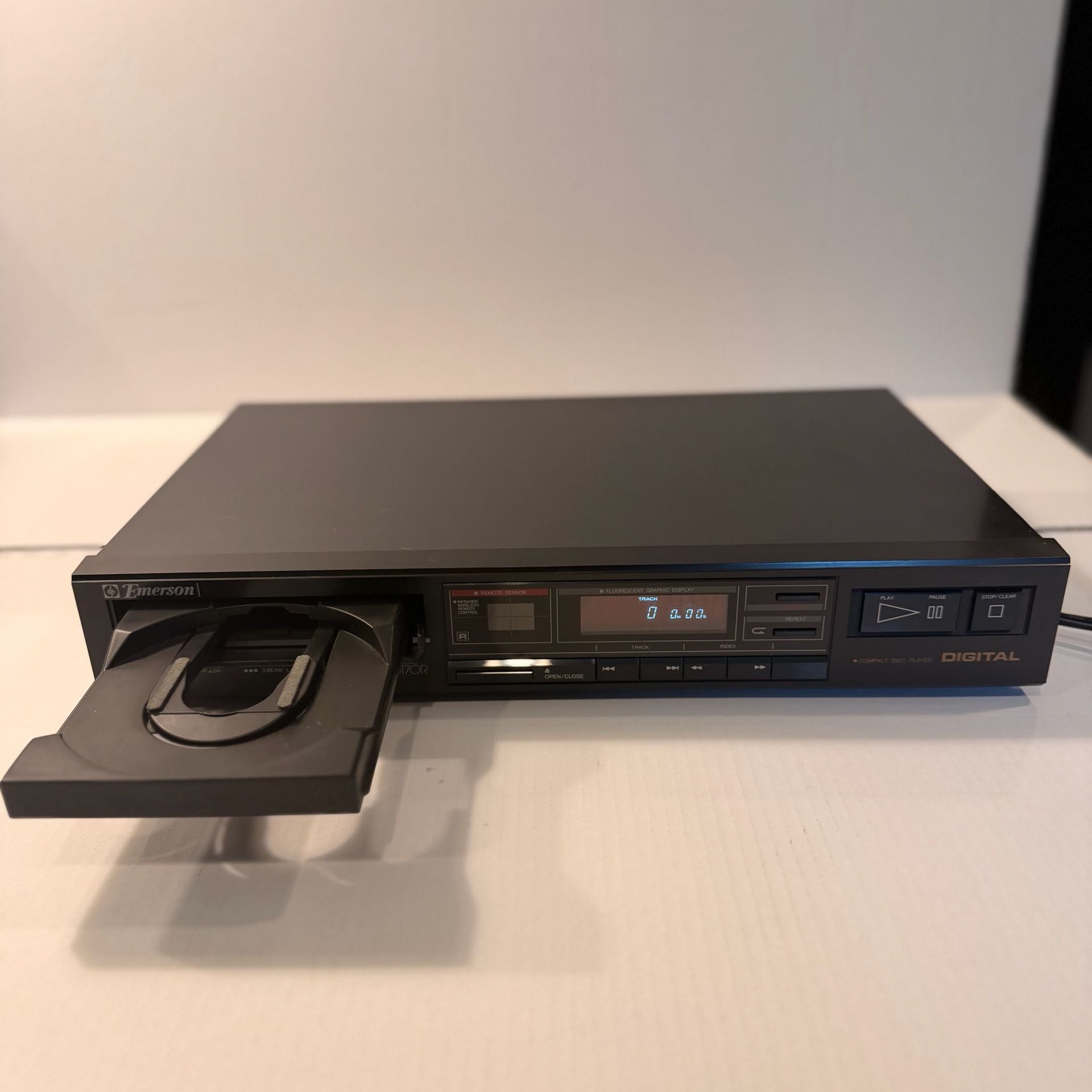 Emerson CD170R Vintage Compact Disc Player (CD Player) Tested/Works (No Remote) 2