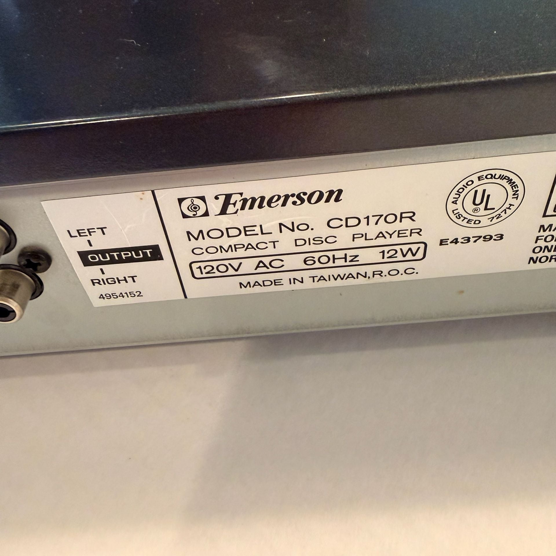 Emerson CD170R Vintage Compact Disc Player (CD Player) Tested/Works (No Remote) 8