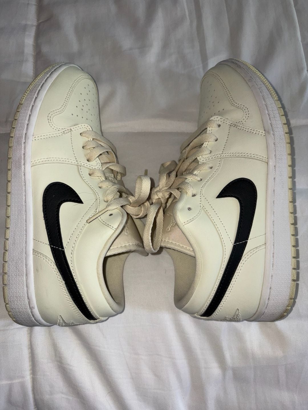 Jordan Air Jordan 1 Low Size 9 Coconut Milk White Black Sneakers 8