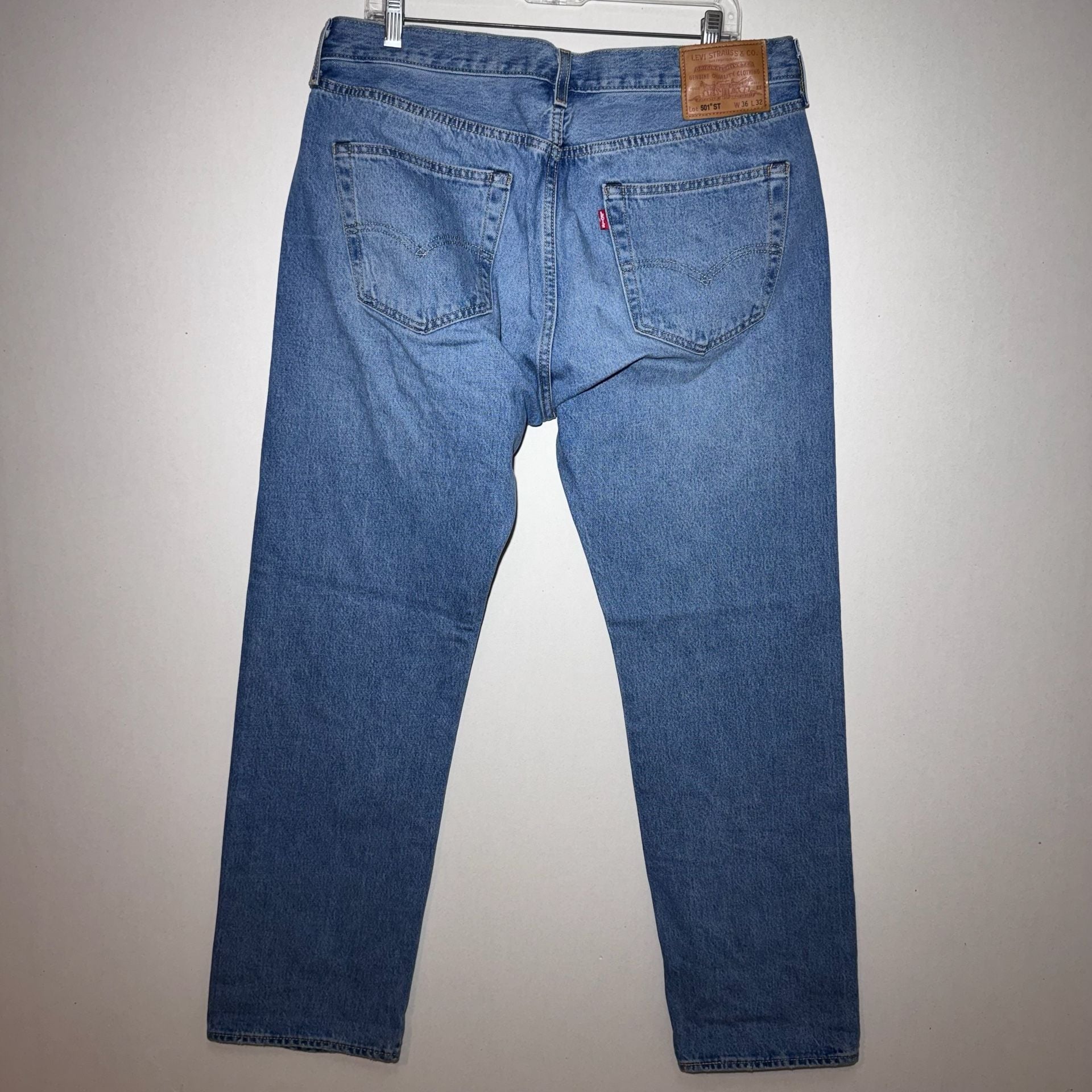 Modern Premium Big E Selvedge Levi's 501 ST Straight Leg Jeans 36x32 Blue Denim 6