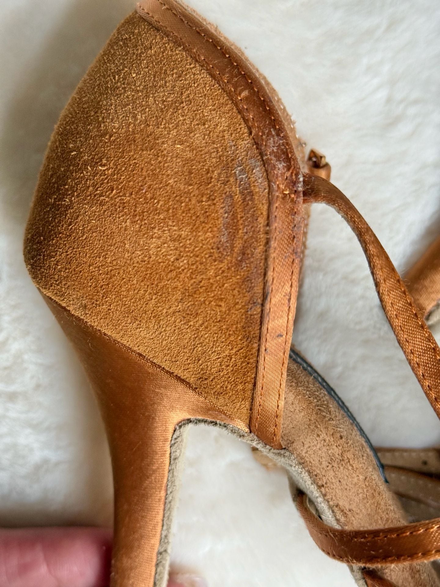 EF Dance Shoes Size 35 Tan Satin/Suede Latin Ballroom Heels 3.5” heel  8