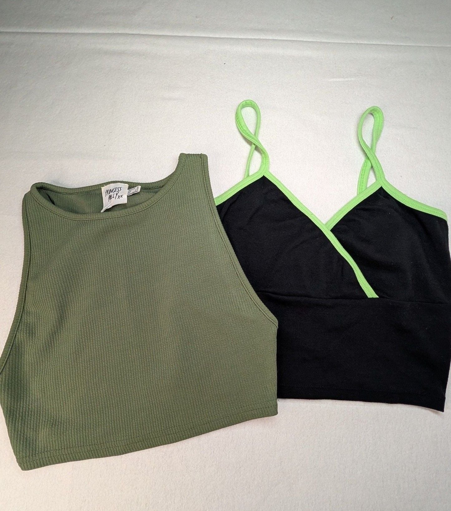 Mixed bundle of 7 small tops 5