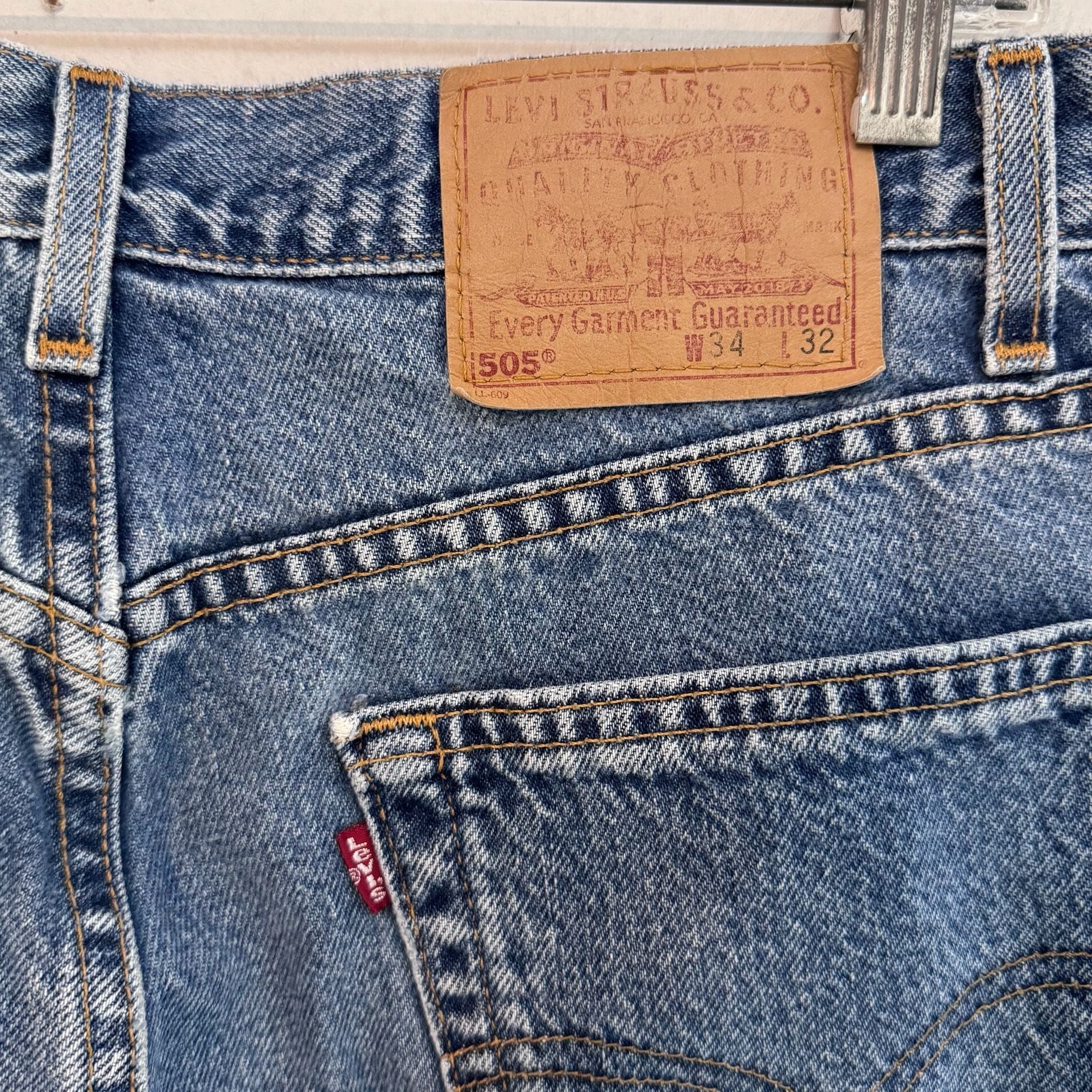 Vintage 90’s Levi's 505 Straight Jeans 34x32 Blue Denim Regular Fit Made in USA 2