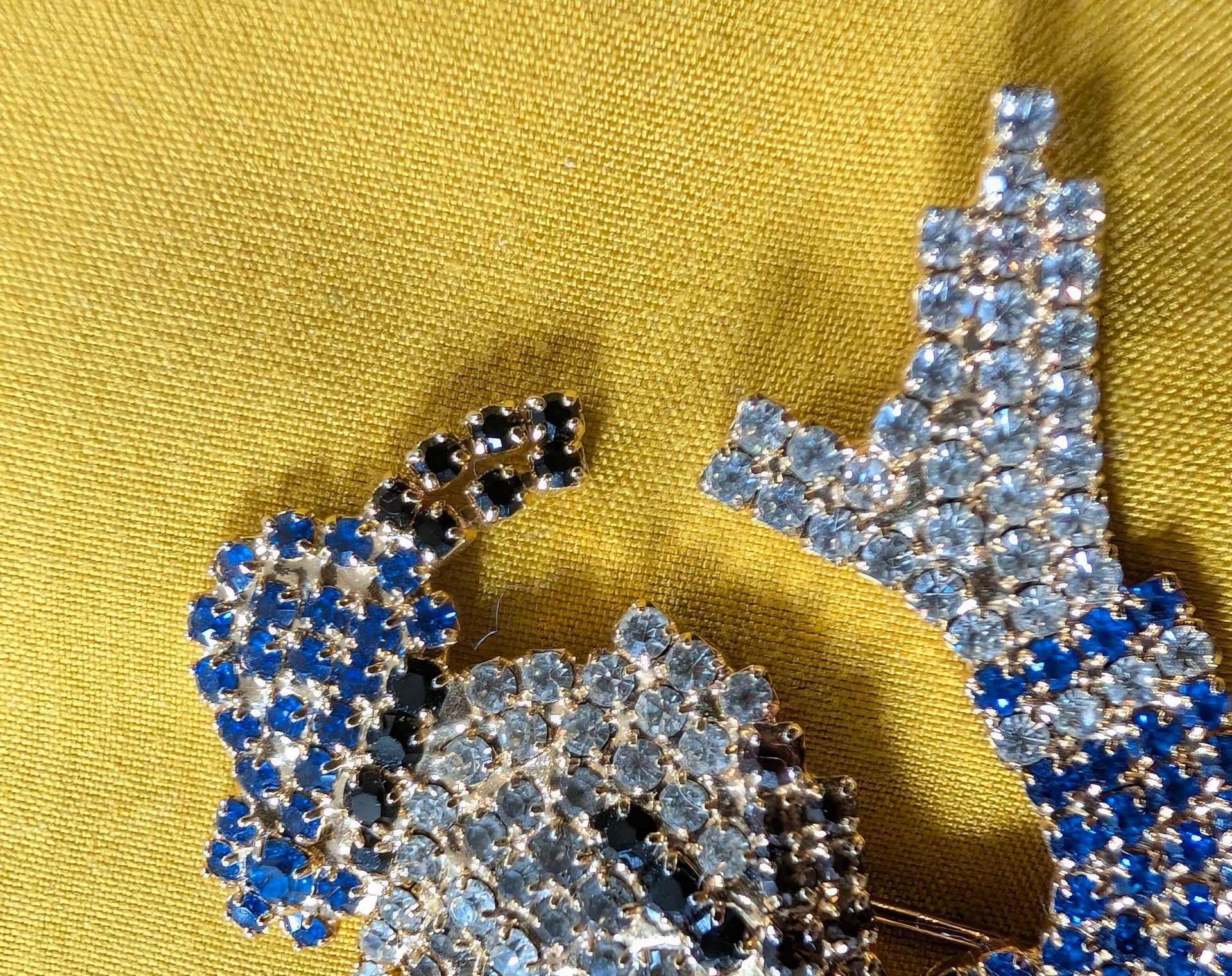 Vintage 1980s Donald Duck Pave Crystal Rhinestone Brooch Pin Large 3.5 Inch 5