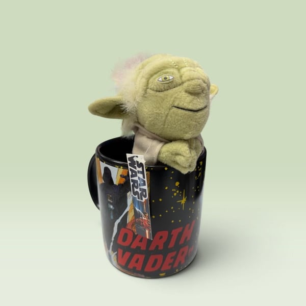 Star Wars Darth Vader Coffee Mug with Yoda Plush Set