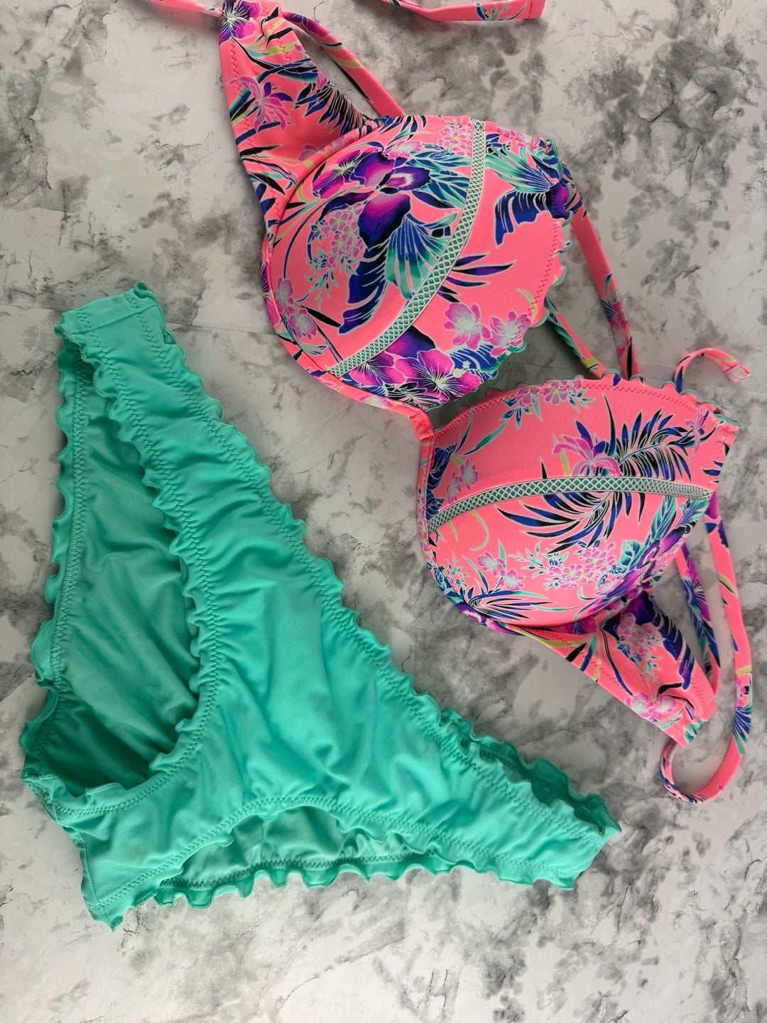 Shade & Shore Bikini Set Size 34DD Top and Size L Bottom Floral Pink 1
