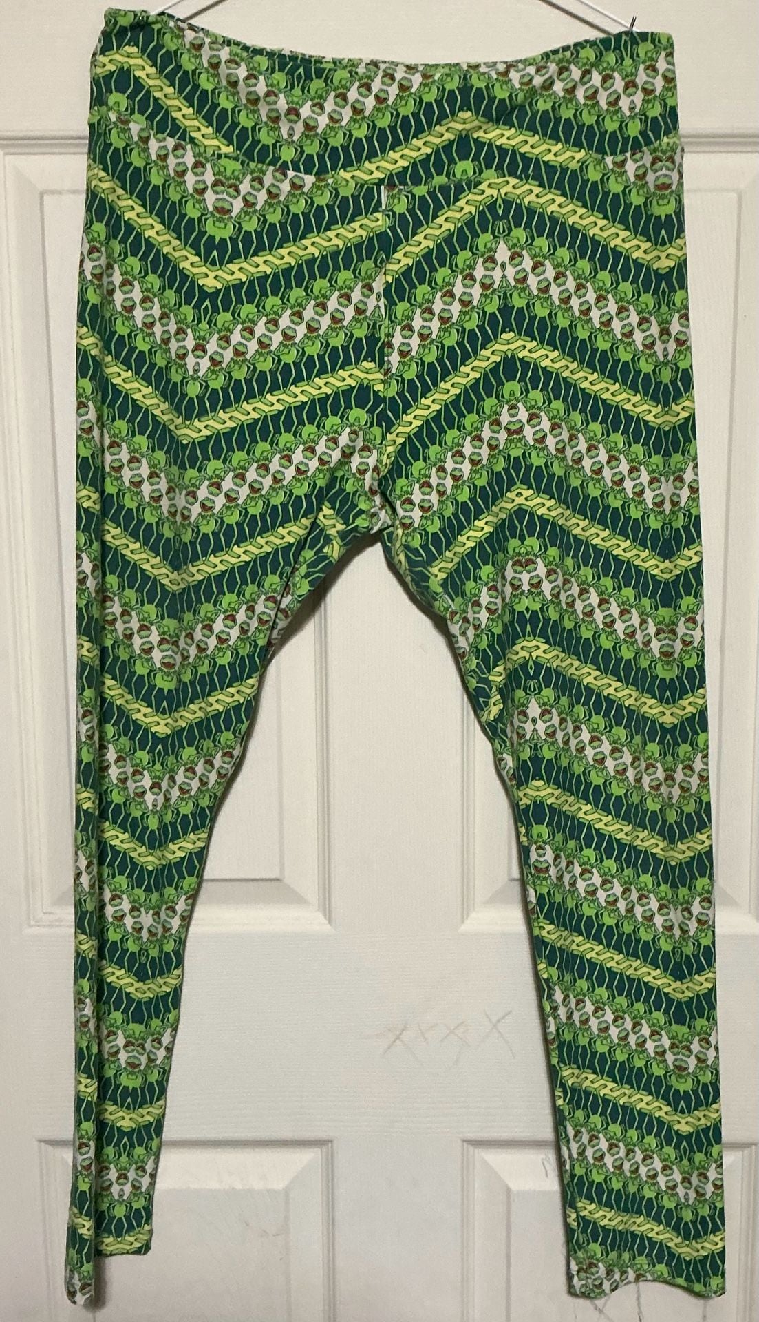 LuLaRoe Kermit The Frog Leggings Green Chevron Disney Muppets 2