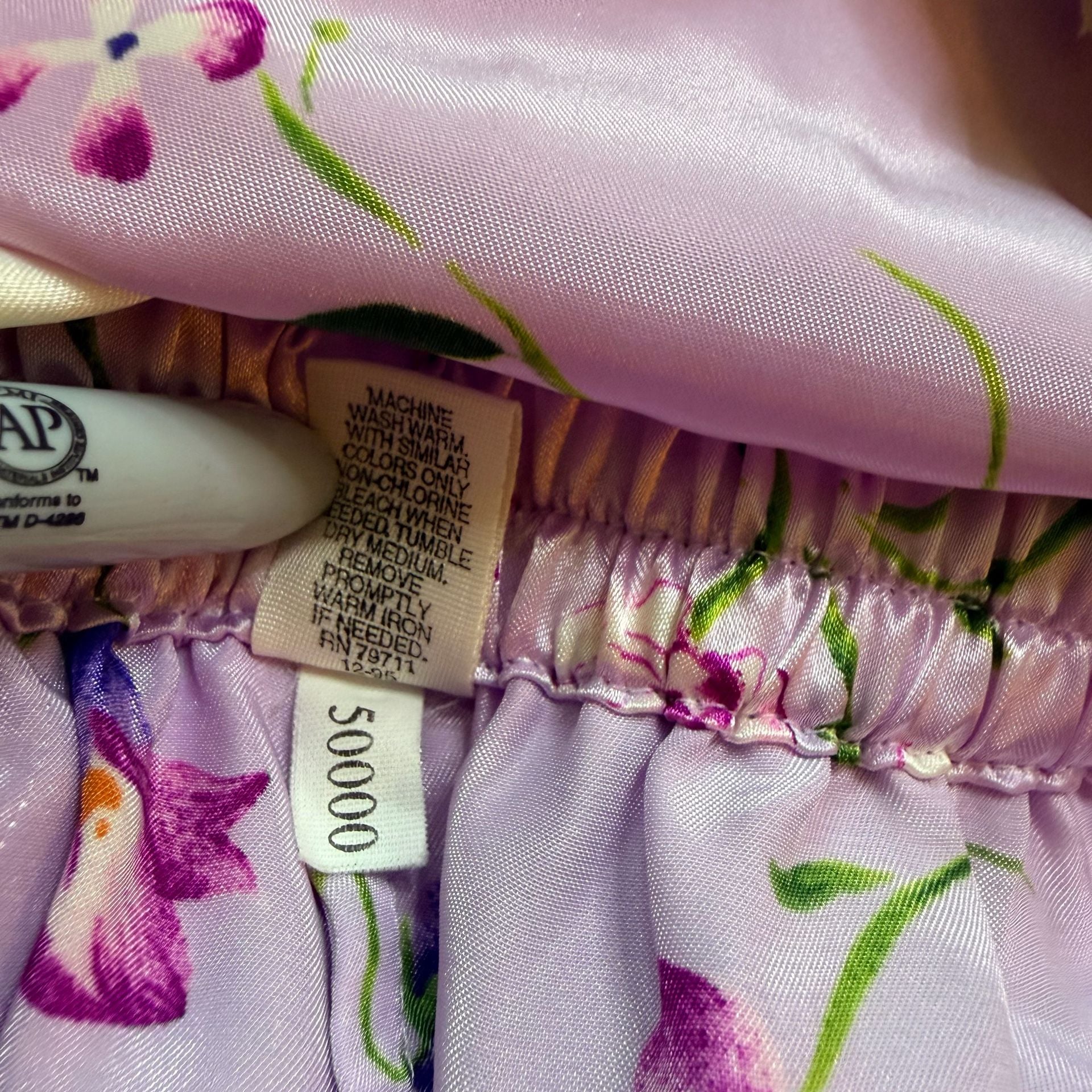 Vintage Victoria's Secret Floral Satin Pajama Set 5