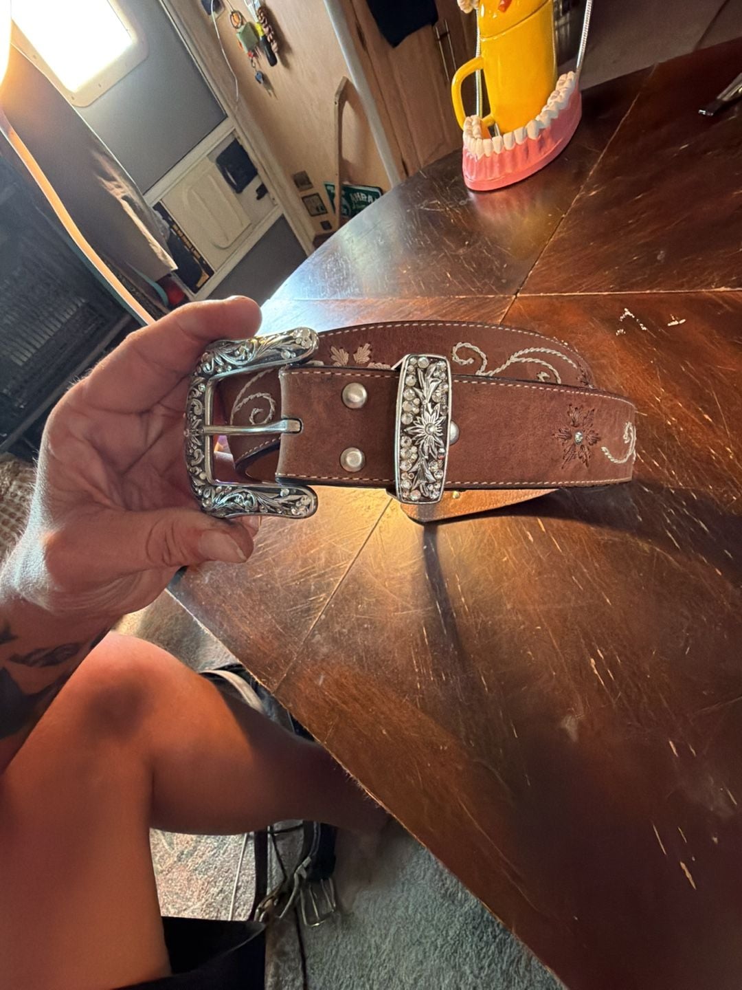 Sterling & Stitch Glitz Western Belt Tan Leather Rhinestone Size S 3