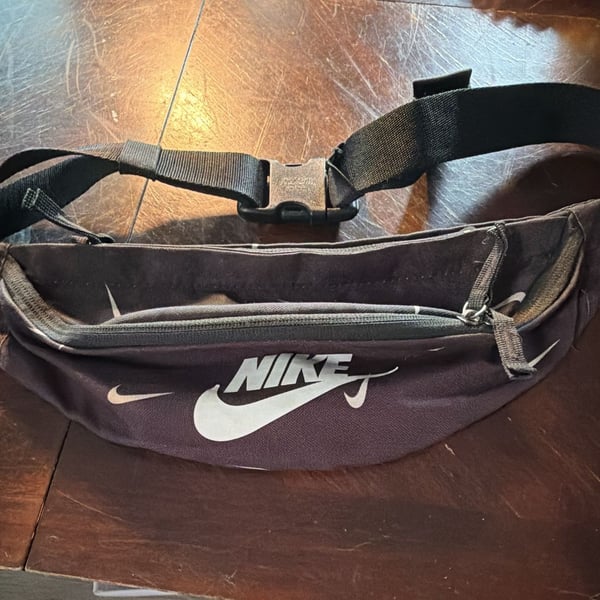 Nike Heritage Hip Pack Black All-Over Swoosh Print Belt Bag