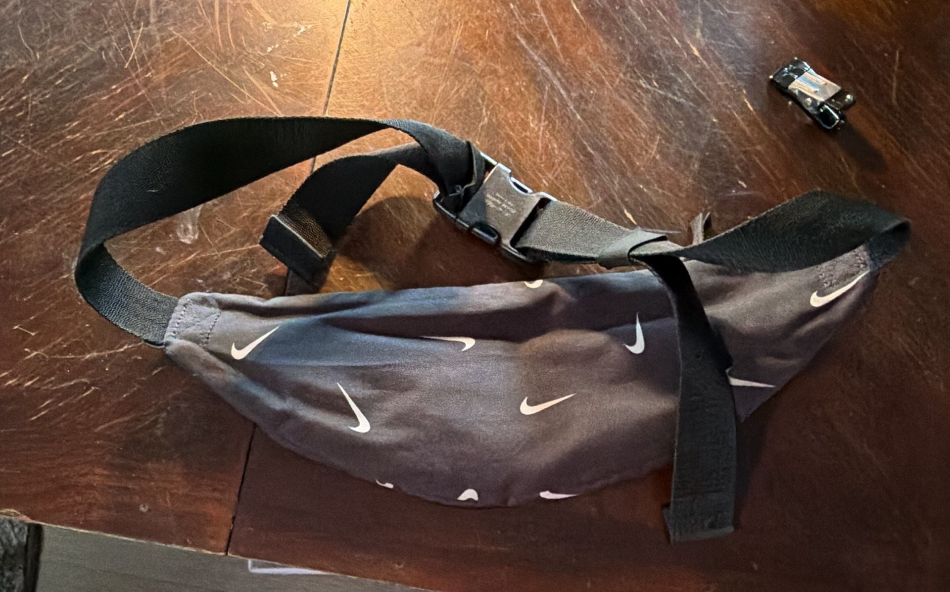 Nike Heritage Hip Pack Black All-Over Swoosh Print Belt Bag 4