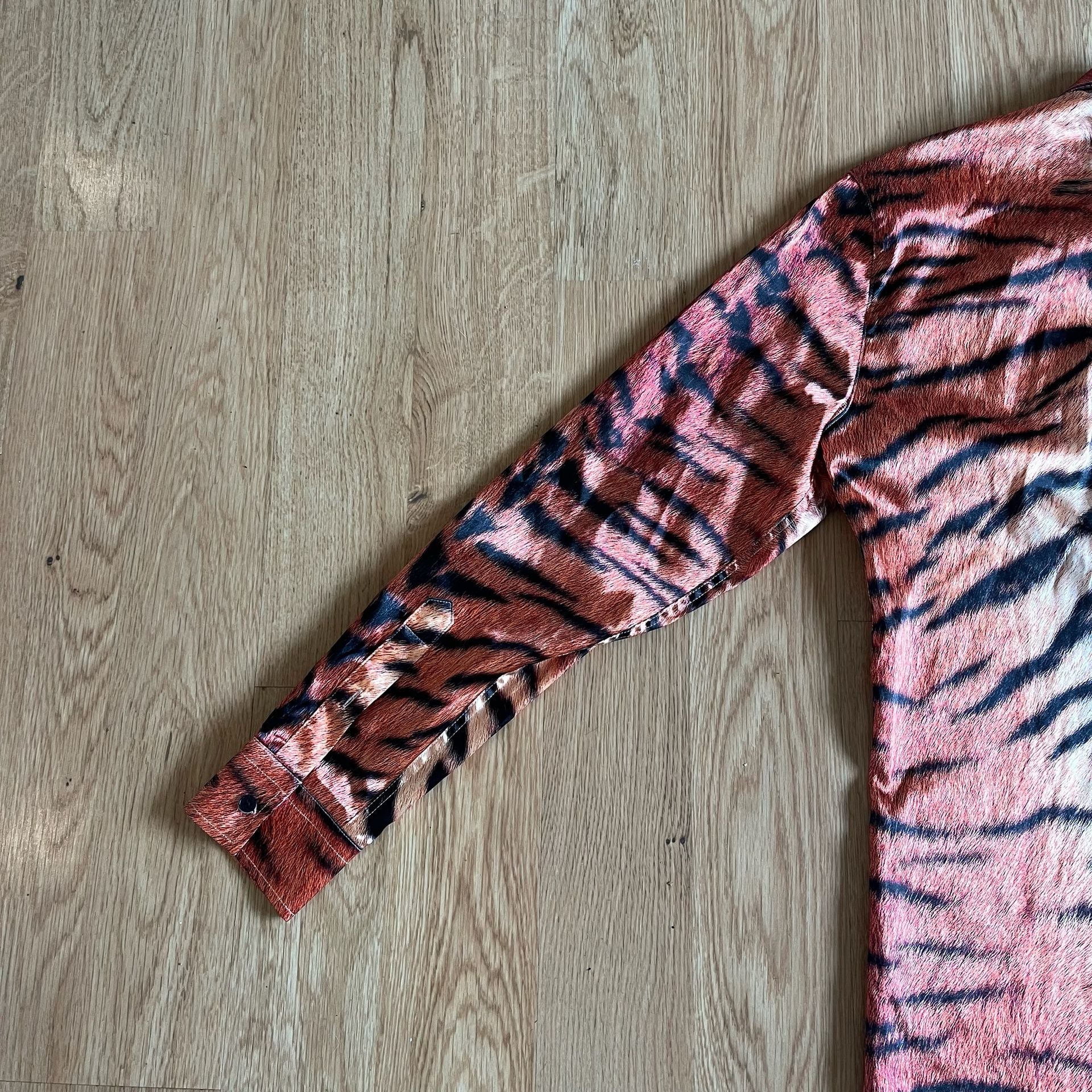 SSS World Corp Tiger Print Satin Top Mens Size L Orange Long Sleeve SS19 Runway  10