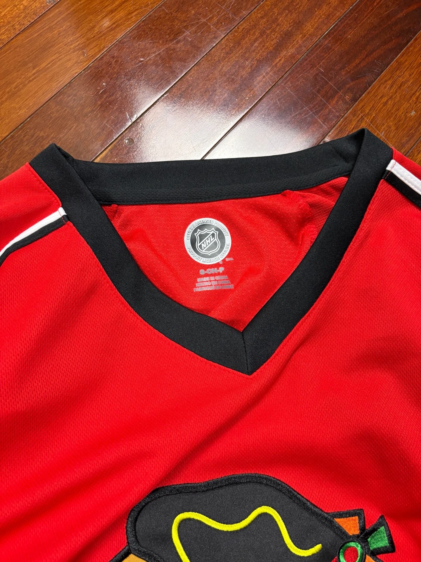 NHL Chicago Blackhawks Hockey Jersey Men’s Small Red 3