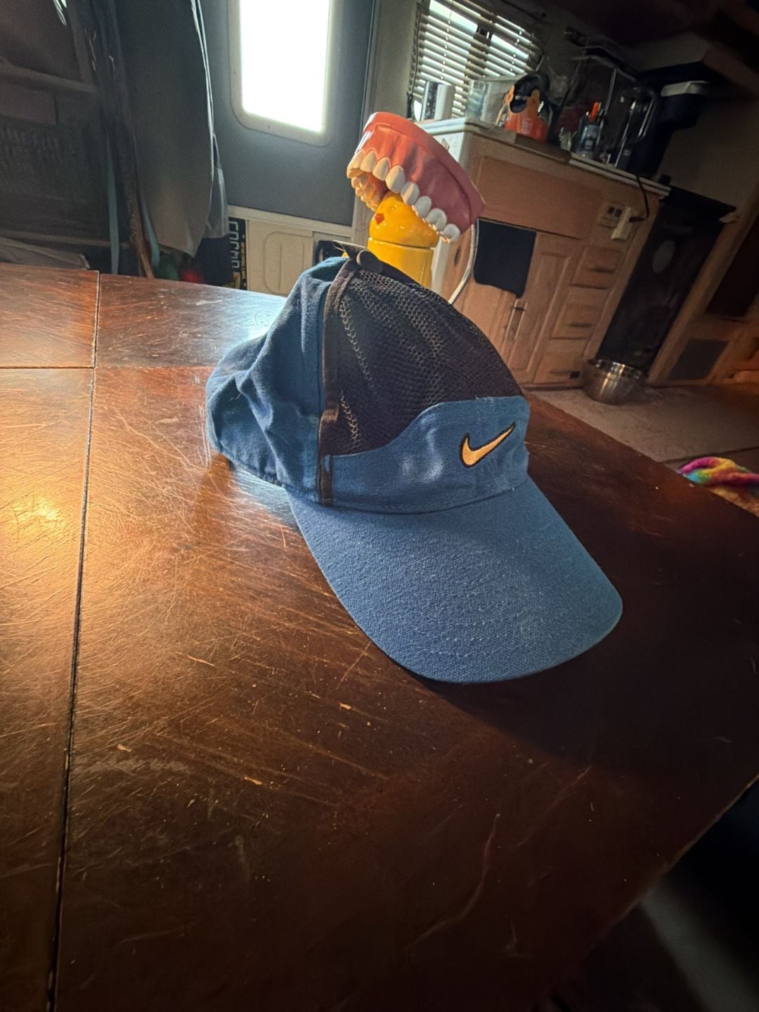 Nike Tailwind Mesh Adjustable Hat Blue Yellow Strapback 3