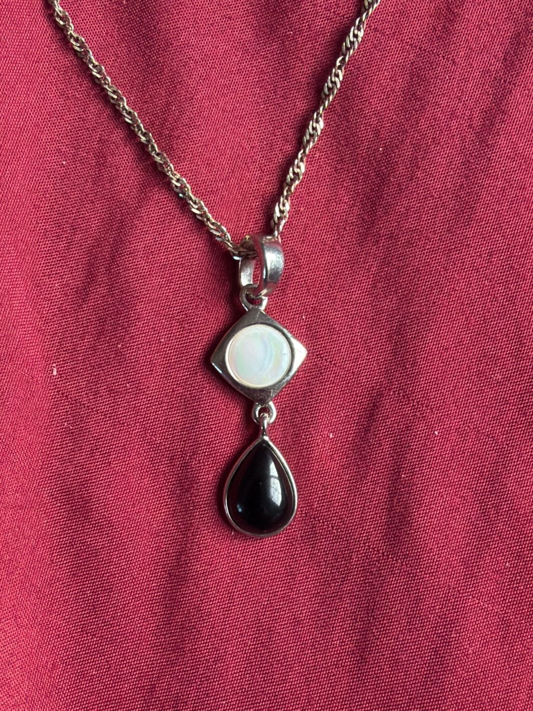 Milor 925 Sterling Silver Mother of Pearl Black Onyx Pendant Necklace 2