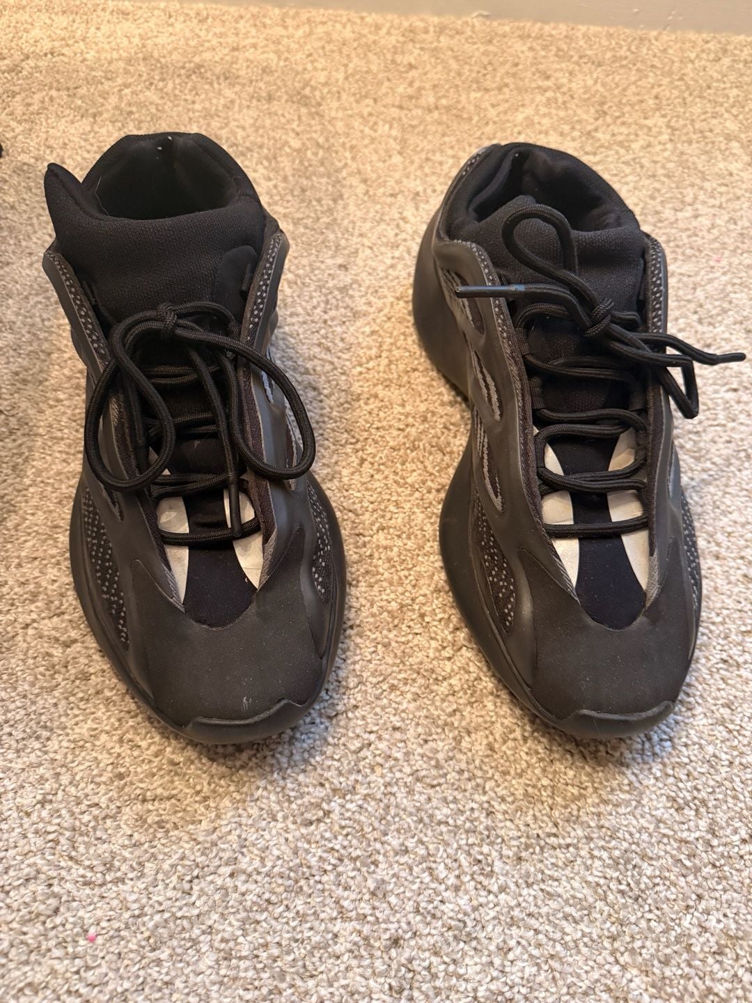 Adidas Yeezy 700 V3 Alvah Size 10.5 Black Sneakers 2