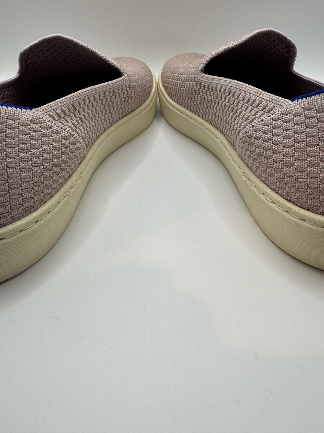 Rothy's Honeycomb Slip On Sneaker Lavender Textile Comfort Shoes 9.5 9