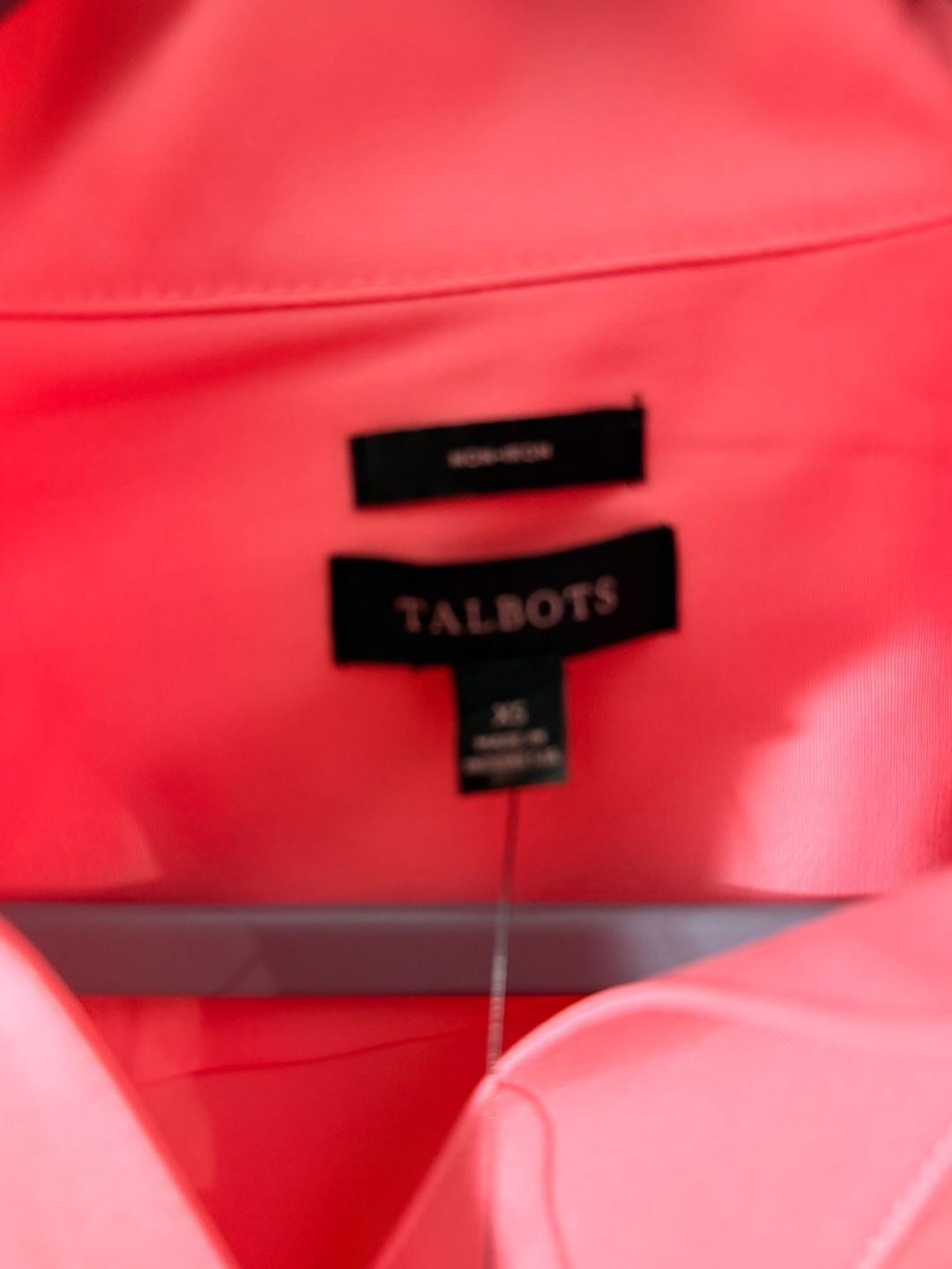 Talbots Non-Iron Popover Shirt Size XS Pink Cotton Long Sleeve Blouse NWT 4