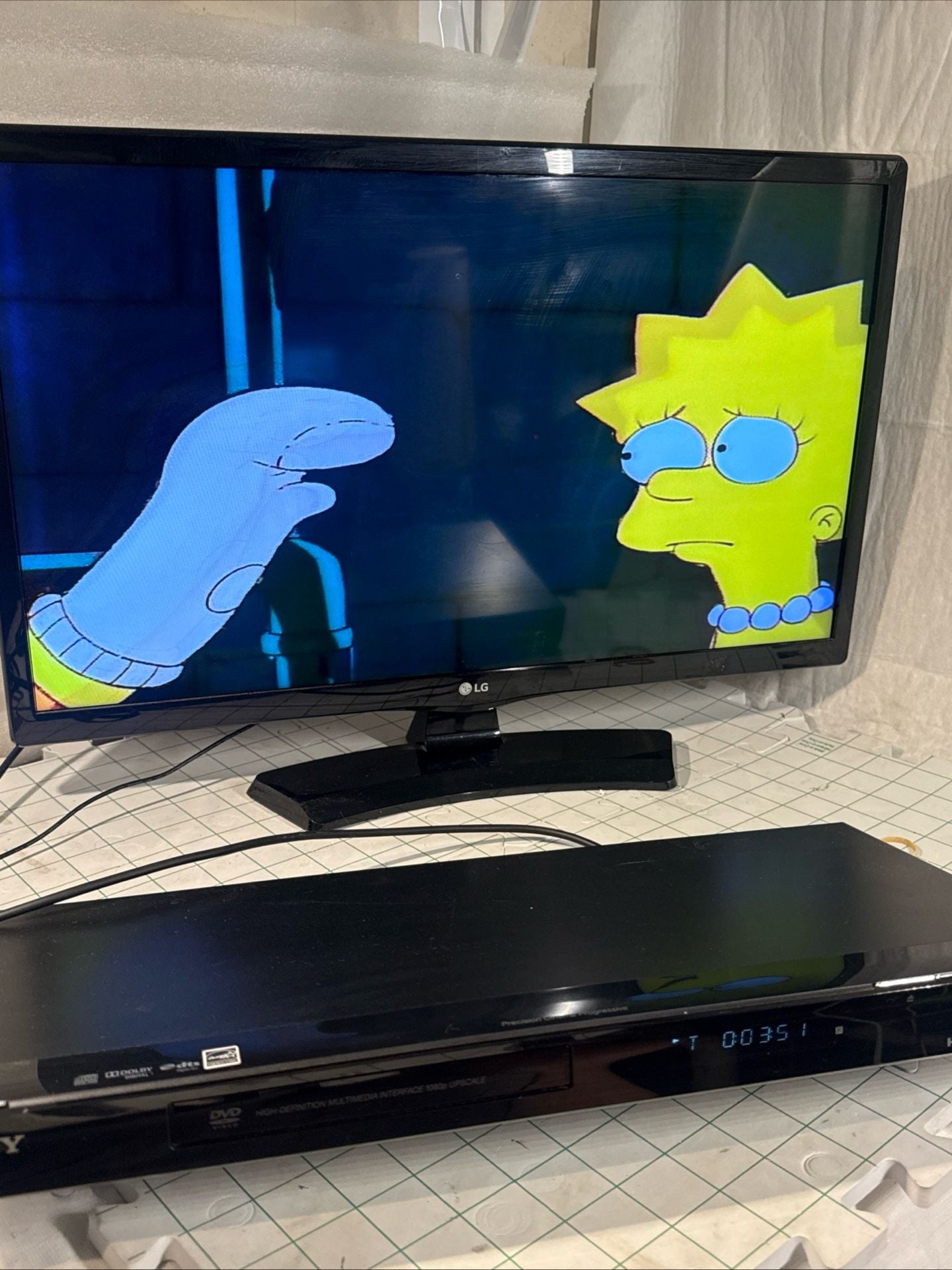 Sony DVP-NS710H HDMI 1080p Upscaling DVD Player Black w REMOTE 7