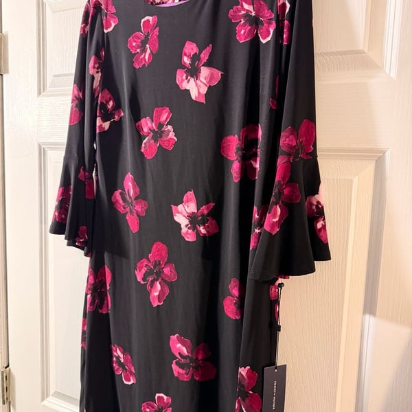 Tommy Hilfiger Floral Bell Sleeve Dress Size 10 Black Pink Jersey NWT