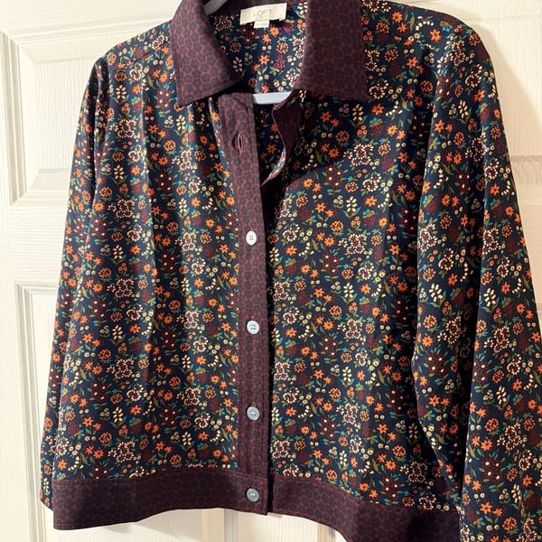 LOFT Outlet Floral Button Up Shirt Size S Burgundy Black Long Sleeve