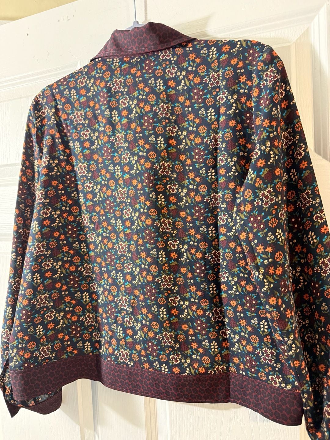 LOFT Outlet Floral Button Up Shirt Size S Burgundy Black Long Sleeve 6