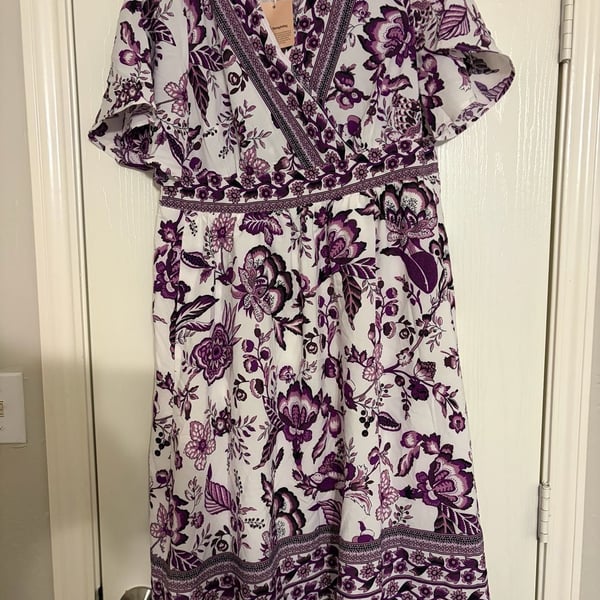 BloomChic Floral Wrap Dress US 12 Purple White