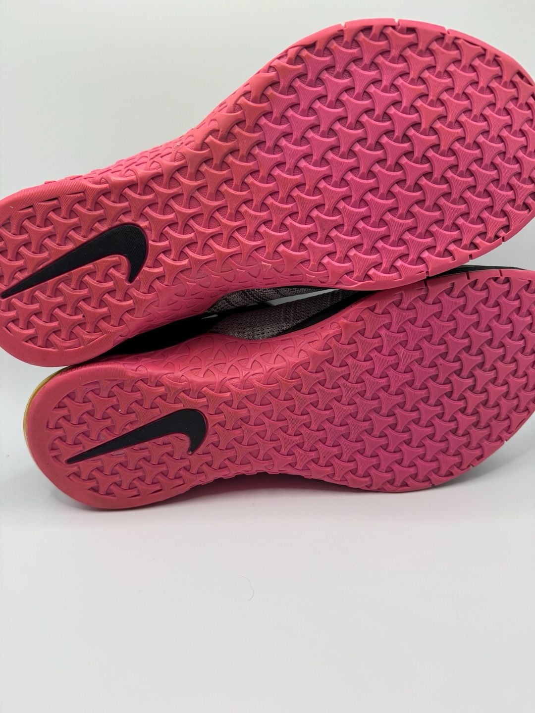 Nike Metcon Flyknit 3 Cross Training Shoes Black Gray Fuchsia Size 10 11