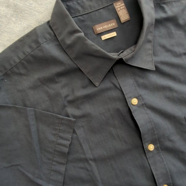 Van Heusen Classic Fit Button-Down Shirt Size XXL 18-18.5 Blue