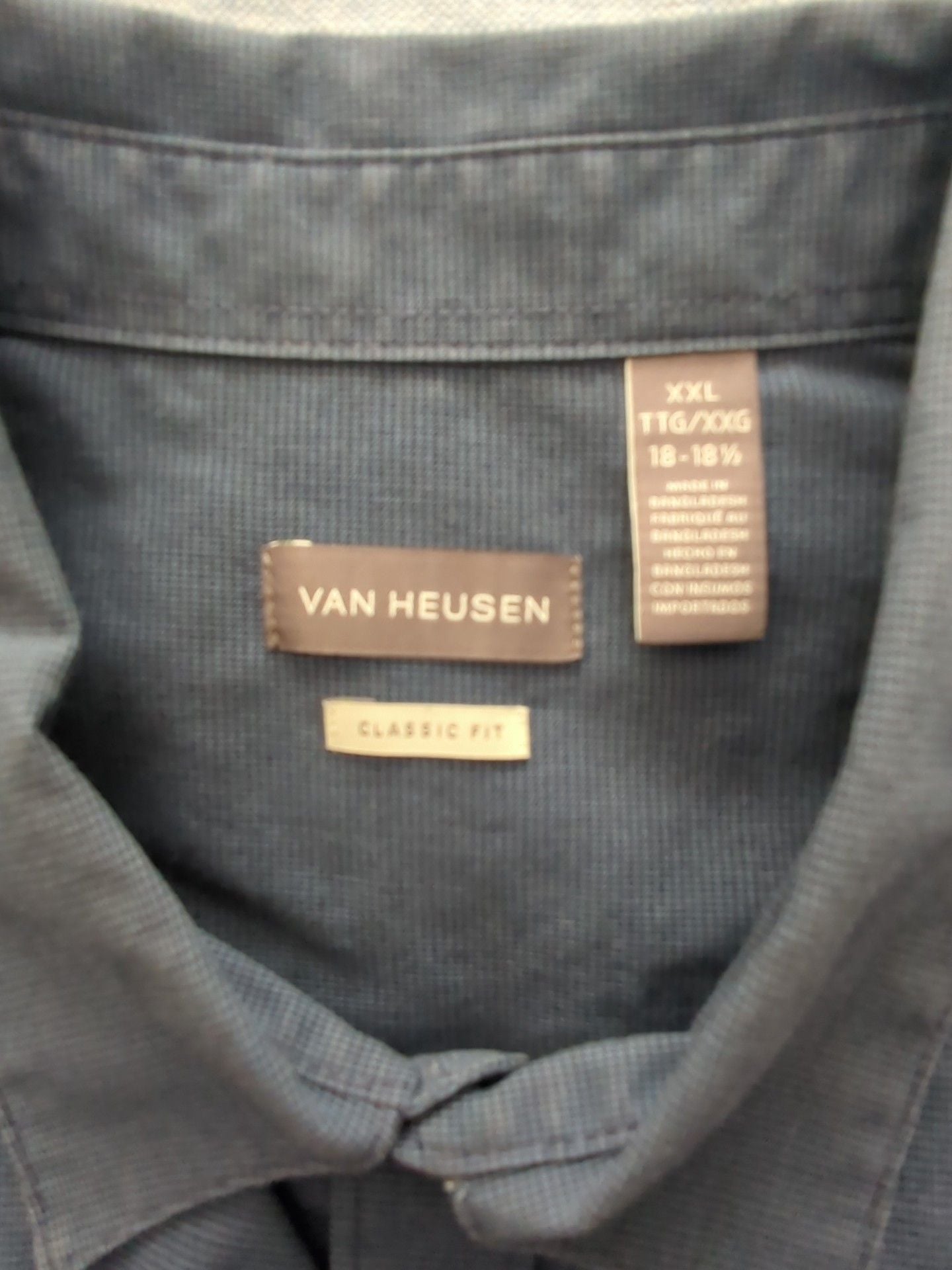 Van Heusen Classic Fit Button-Down Shirt Size XXL 18-18.5 Blue 2