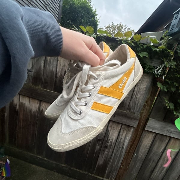 Gola CLA548 Womens Size 9 White Yellow Sneakers
