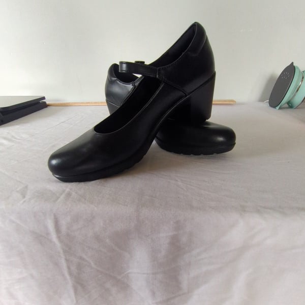 Dream Pairs Mary Jane Pumps Size 9 Black Chunky Block Heel