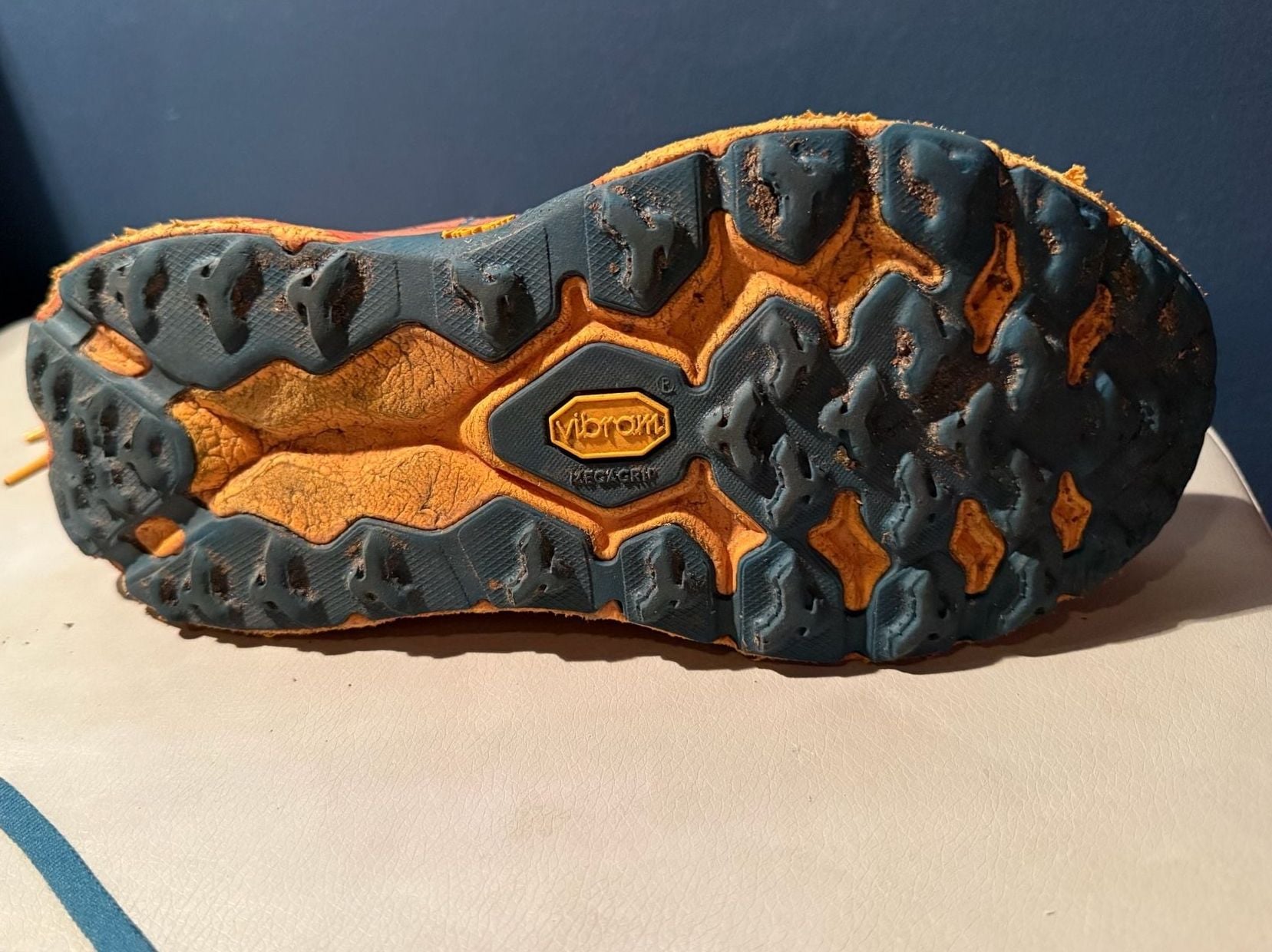 Hoka Speedgoat 5 Size 8B Blue Coral Trail Running Shoes 7