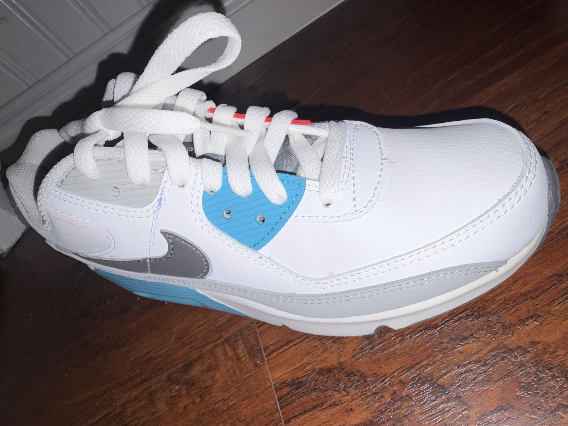 Nike Air Max 90 LTR (GS) White/Iron Grey/Chlorine Blue/ Red CD6864-108 Size 5.5Y 2