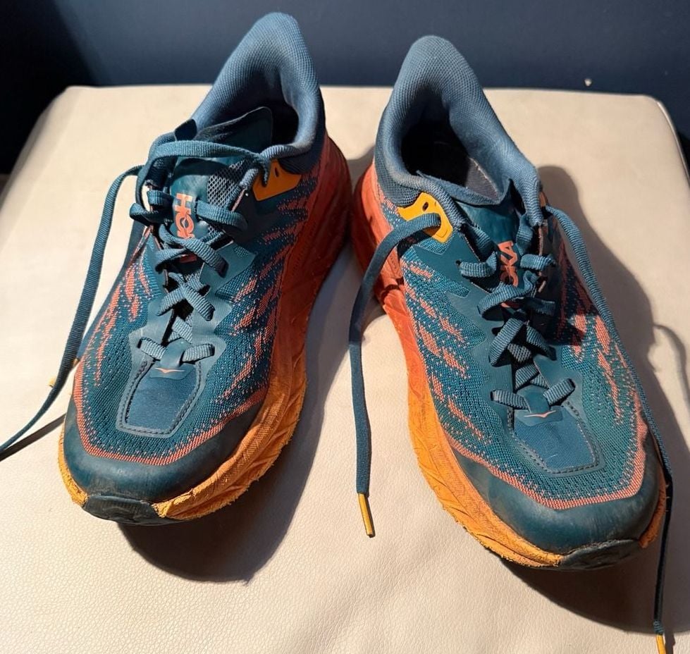 Hoka Speedgoat 5 Size 8B Blue Coral Trail Running Shoes 2