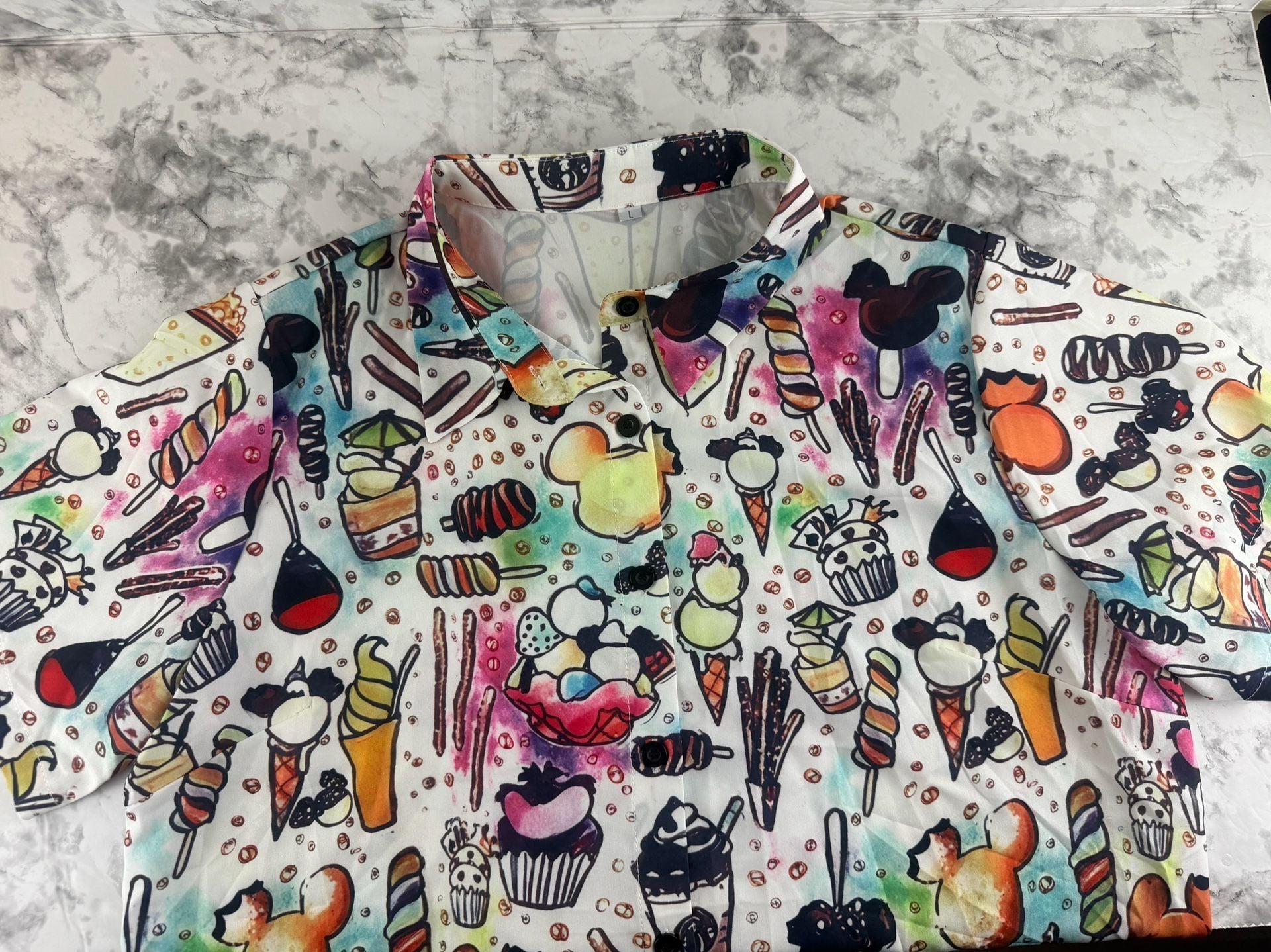 Disney Parks Short Sleeve Button Down Shirt Size L Mouse Treats Food Snacks 2
